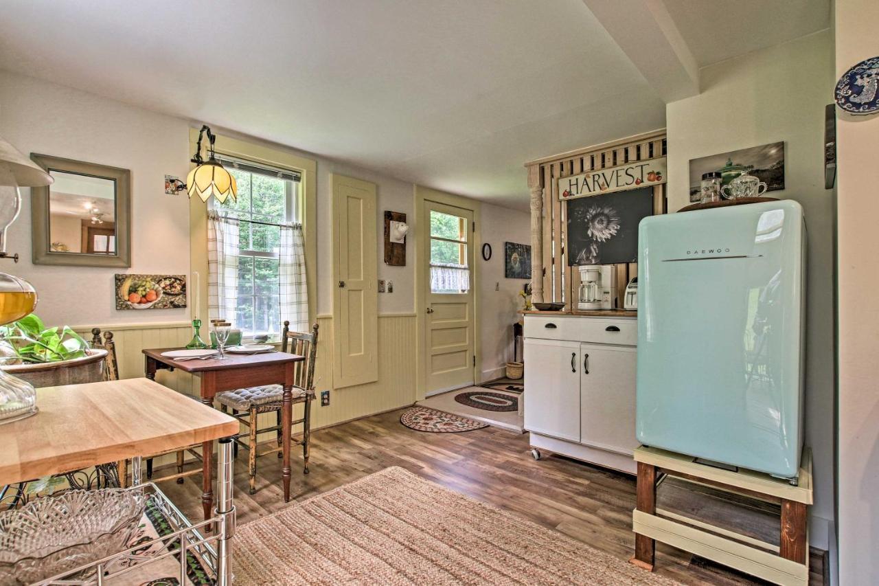 Rustic-Chic Cottage With Yard And Grill - Near Hiking! ノースフィールド エクステリア 写真
