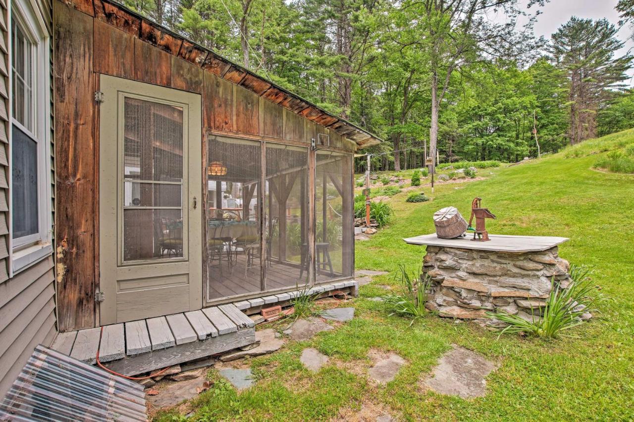 Rustic-Chic Cottage With Yard And Grill - Near Hiking! ノースフィールド エクステリア 写真